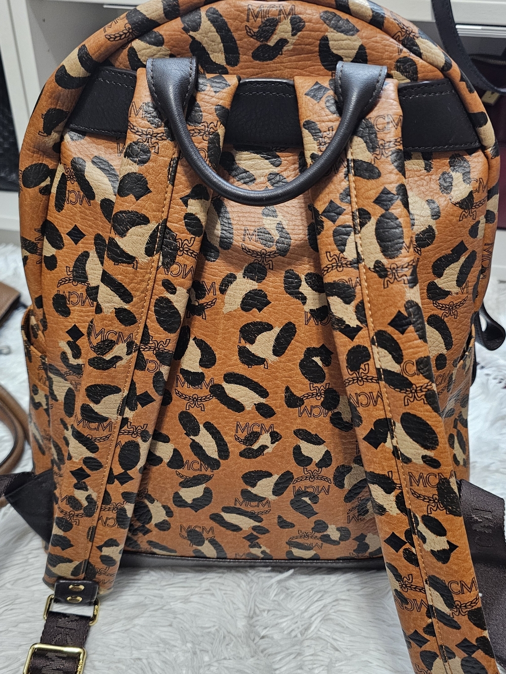 MCM Leopard-Print Visetos Backpack in Cognac and Black - Picture 2 of 7